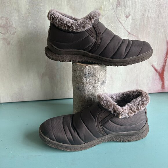 Minnetonka Timpson Tulsa Slip-On Snowshoes Low Tops Women's Size 9 Fur Lined - Picture 2 of 13